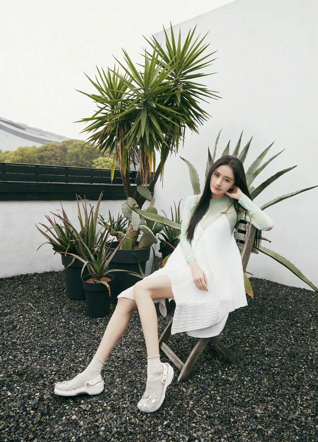 穿裙子是不是一定要穿安全裤,穿裙子要不要穿安全裤(裙子里面别穿“安全裤”了) 穿裙子是不是一定要穿安全裤,穿裙子要不要穿安全裤(裙子里面别穿“安全裤”了)