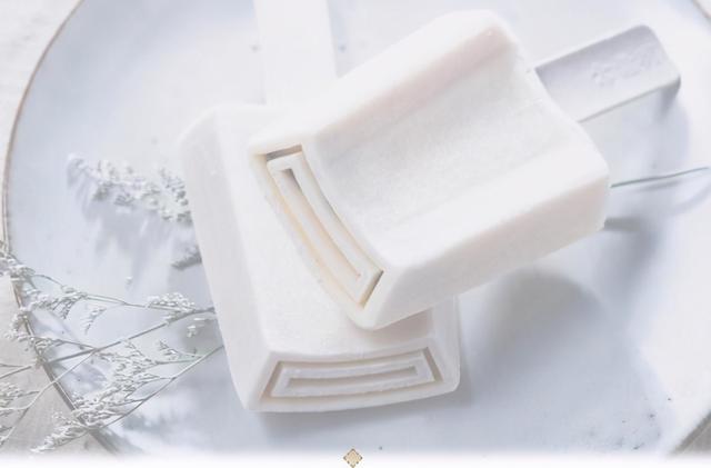 哈根达斯冰淇淋价格，哈根达斯的价格大概多少（突然觉得哈根达斯朴素得令人心疼）