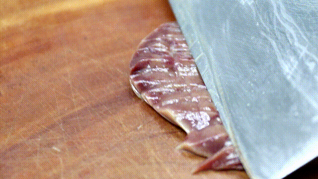 猪腰子怎么炒好吃，怎么爆炒猪腰好吃（去腥去膻还滑嫩）