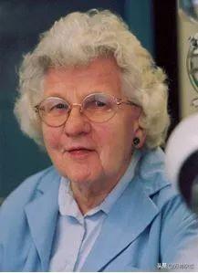 桑蚕丝衣服容易皱怎么办，桑蚕丝衣服真的不要买（衣服为什么动不动就皱巴巴）