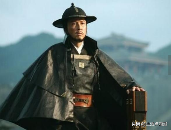 明朝千户大还是百户大呢，明朝百户和千户（千户、百户、总旗分别是多大的官职）