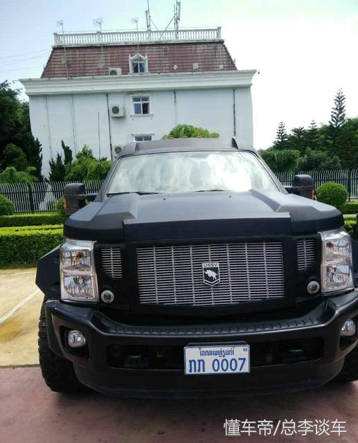 车标是眼镜蛇是什么车，眼睛蛇头是什么车标（看外形这是乔治巴顿）