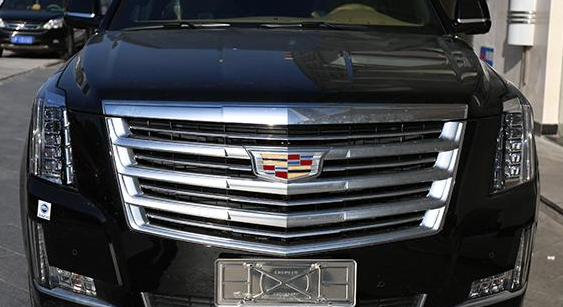 恋爱先生乔伊林漂亮女孩，隐形富豪曝150万豪华座驾