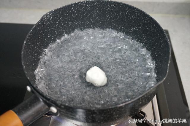 猪油芝麻馅芯怎么做，猪油芝麻馅的制作方法（只做最爱吃的黑芝麻馅儿）