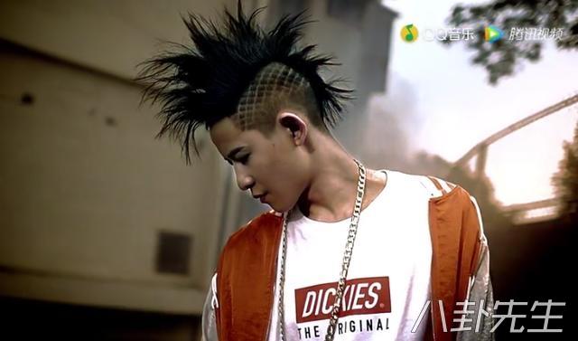 棒棒堂小杰，棒棒堂小杰感冒（棒棒堂重聚引“回忆杀”）