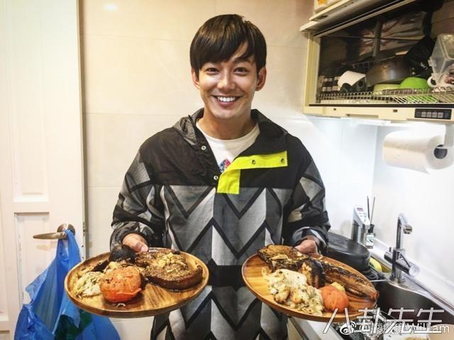 棒棒堂小杰，棒棒堂小杰感冒（棒棒堂重聚引“回忆杀”）