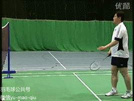 羽毛球反手发球，羽毛球发球的种类有几种（羽毛球发球的种类有几种图片）