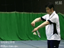 羽毛球反手发球，羽毛球发球的种类有几种（羽毛球发球的种类有几种图片）