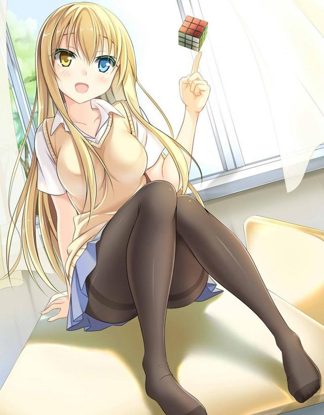 开档连裤袜有什么作用，开裆丝袜穿里面还是外面（为什么美女们都经常爱穿连裤丝袜）