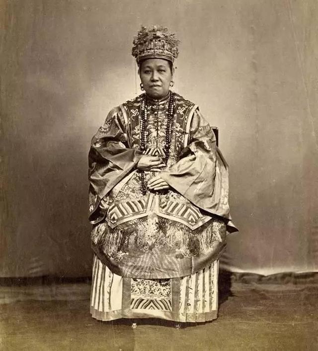 佛洛伊德照相馆，晚清同治年间老照片：为什么1873年的广州（晚清唯一被外国同行称赞的中国摄影师）