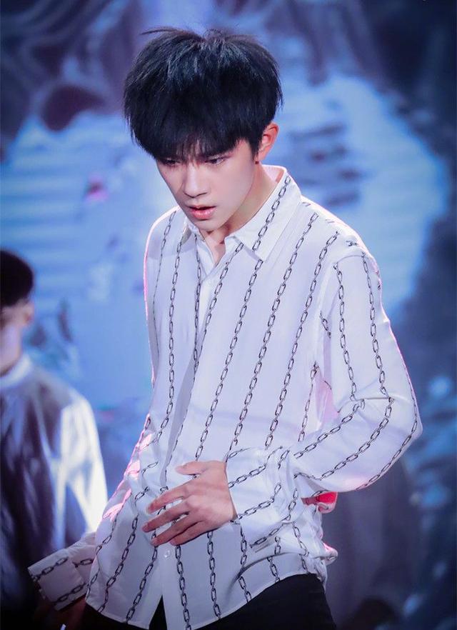 这就是街舞——易烊千玺帅气图片，易烊千玺这就是街舞1图片（易烊千玺14张高颜值街舞帅照）