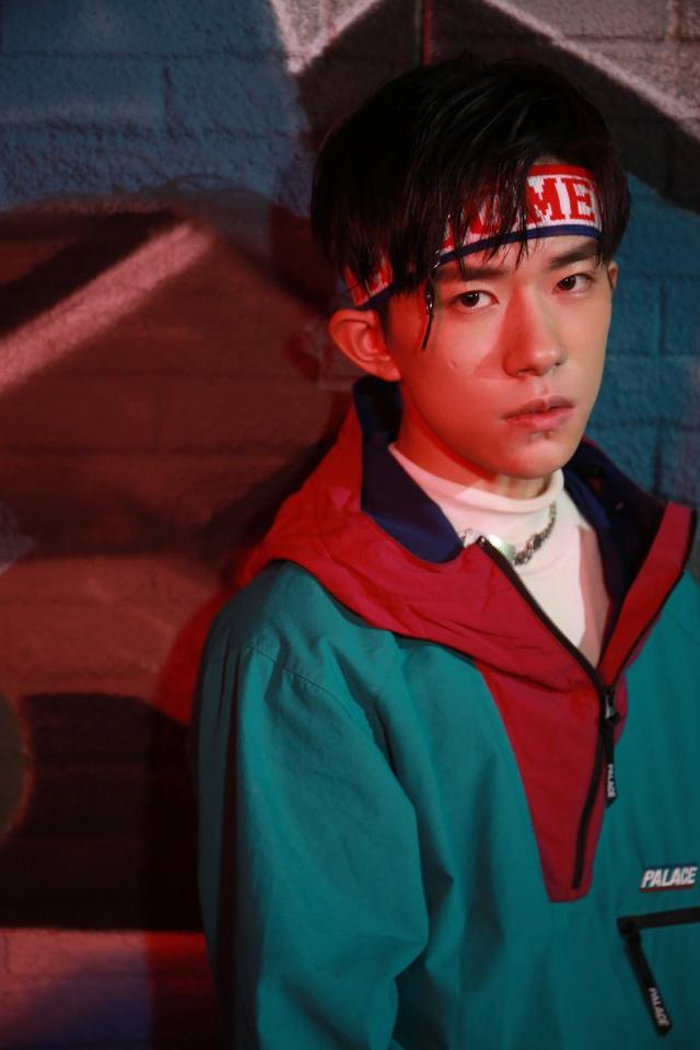 这就是街舞——易烊千玺帅气图片，易烊千玺这就是街舞1图片（易烊千玺14张高颜值街舞帅照）