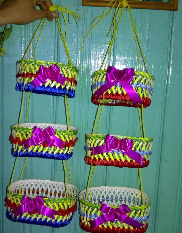 圆篮子的编织方法，怎么编圆篮子（，这么美的收纳篮竟然是用废瓶子做成的，我不相信）