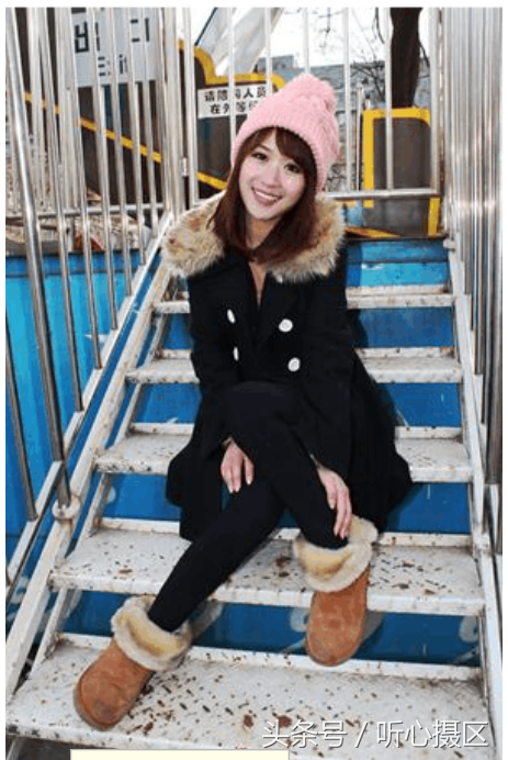 闪光灯怎么开，闪光灯怎么开苹果手机13（5分钟学会离机引闪的单双灯补光摄影技巧）