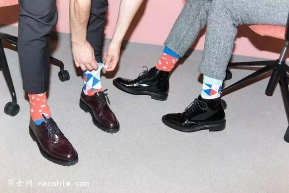 socks是什么意思中文，socks是什么意思（关于袜子你需要知道的几件事）