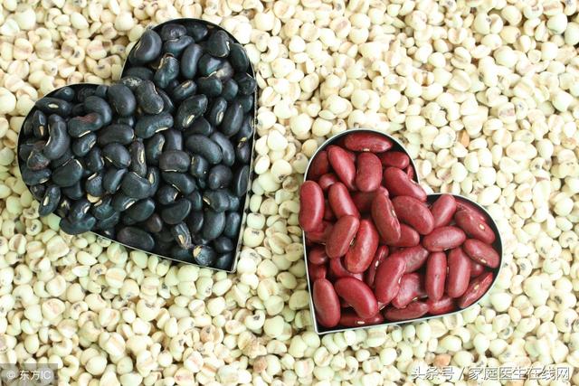 黑大豆皮的功效与作用，黑豆皮有什么用（黑豆和黑芝麻哪个更补身体）