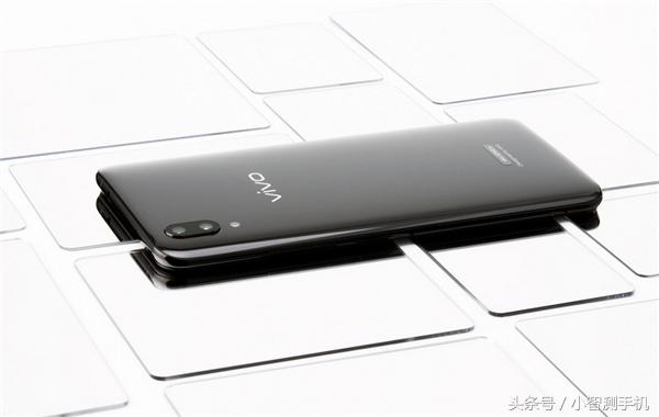 vivo x21参数配置详细，vivo x21手机多大尺寸