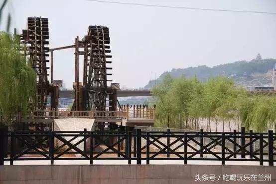 兰州有哪些适合情侣好玩的景区，给你介绍一下兰州市里这几个好玩的地方（其实你还可以带着她去这些地方）