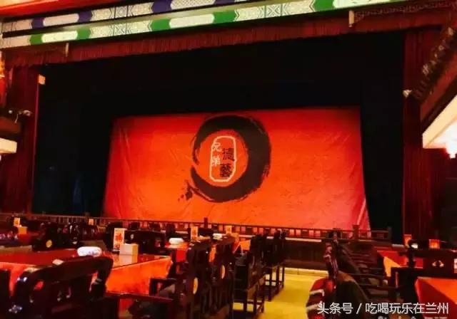 兰州有哪些适合情侣好玩的景区，给你介绍一下兰州市里这几个好玩的地方（其实你还可以带着她去这些地方）