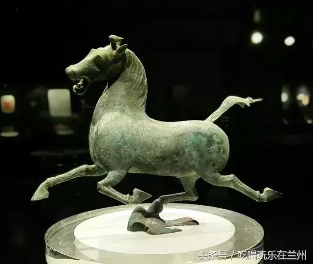 兰州有哪些适合情侣好玩的景区，给你介绍一下兰州市里这几个好玩的地方（其实你还可以带着她去这些地方）