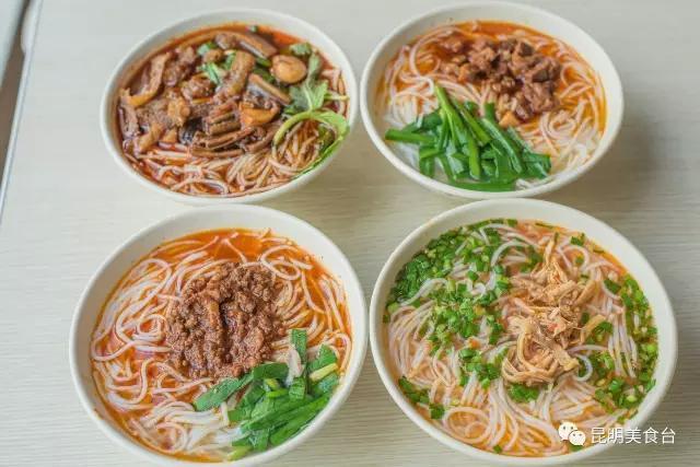 求玉溪哪里呢鳝鱼米线最好吃，玉溪风味鳝鱼（清晨排队1小时不一定吃得着）