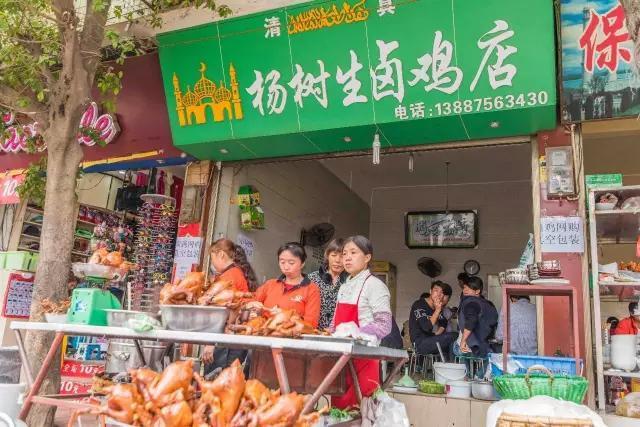 求玉溪哪里呢鳝鱼米线最好吃，玉溪风味鳝鱼（清晨排队1小时不一定吃得着）