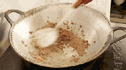 求玉溪哪里呢鳝鱼米线最好吃，玉溪风味鳝鱼（清晨排队1小时不一定吃得着）