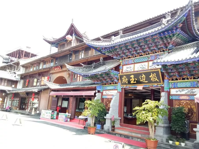 天涯明月刀江南龙井茶园创作画卷墨宝，天涯明月刀笔绘江山乡间古楼（既有玉泉月夜的景致）