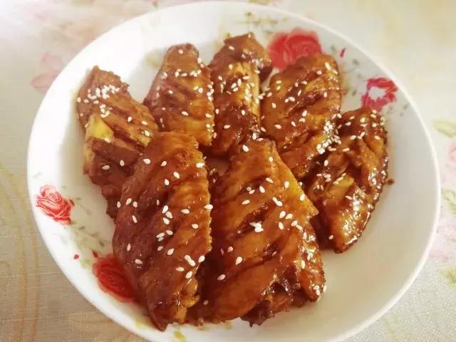 鸡翅怎么画，一盘可乐鸡翅怎么画（佛系手绘食谱之）
