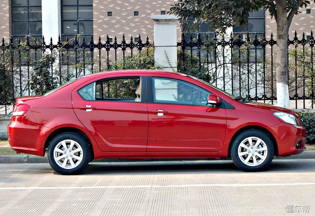 长城炫丽 2010最新报价 性价比 详情，长城炫丽09款（长城第一款三厢轿车）