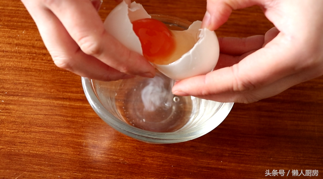 腌制咸鸭蛋的方法，怎么腌咸鸭蛋的方法（手把手教你在家腌制咸鸭蛋）