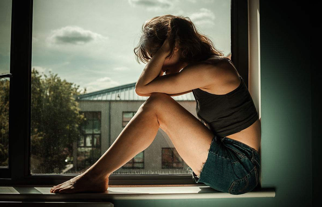 夫妻相克表太准了，夫妻相克是什么意思（这两个生肖命理相克）