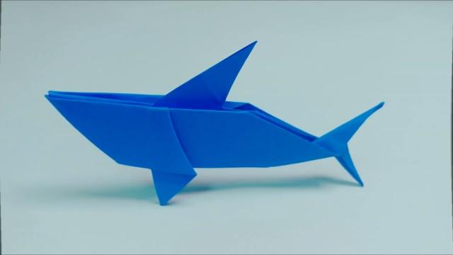 五步折一只鲨鱼，怎么用纸叠鲨鱼（教你如何折纸威猛的深海狂鲨）