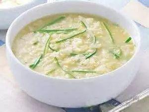 蒲公英叶子图片，蒲公英茶的制作方法（蒲公英祛火清热）