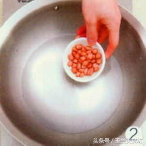 菠菜炒鸡肝怎么做好吃，菠菜鸡肝汤怎么做好吃（贫血者和用眼过度者的家常菜）