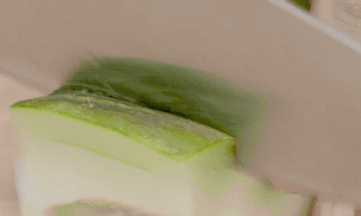 生瓜怎么做好吃，生香瓜怎么做好吃（我吃了20多年都没吃够）