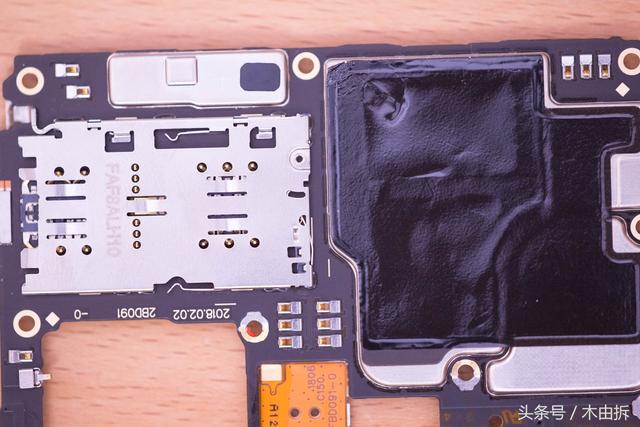 OPPO R15手机屏幕拆机详细图解，oppo官网（2分钟看透OPPO新机）