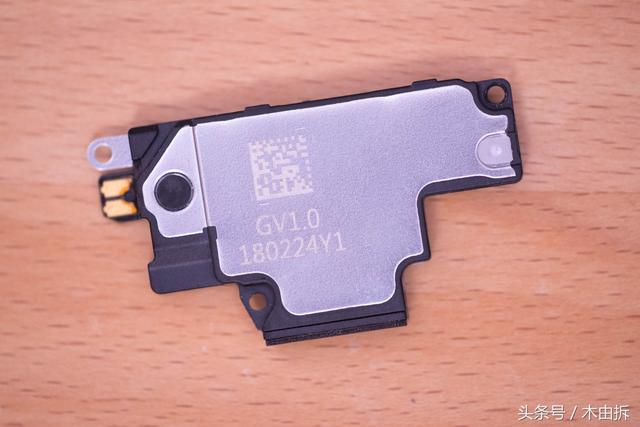 OPPO R15手机屏幕拆机详细图解，oppo官网（2分钟看透OPPO新机）