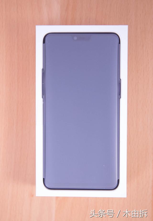 OPPO R15手机屏幕拆机详细图解，oppo官网（2分钟看透OPPO新机）