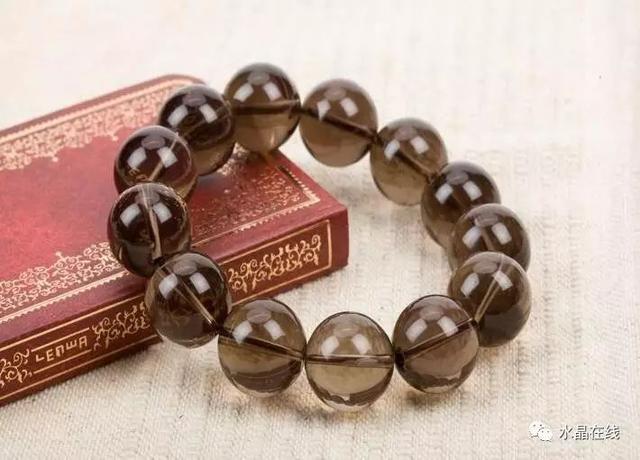 戴哪些水晶招财，招财运戴什么水晶（招财旺运、感情和睦少不了这几种水晶...）