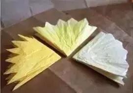 手工——小花制作，小花的制作手工（，多款手工花朵制作教程送给你，让家里春意融融）