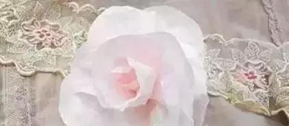 手工——小花制作，小花的制作手工（，多款手工花朵制作教程送给你，让家里春意融融）
