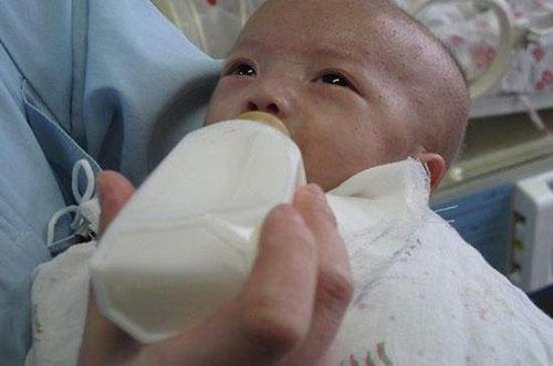 早产儿奶粉排行榜，国产奶粉前十强排名（早产儿的健康奶粉选择）