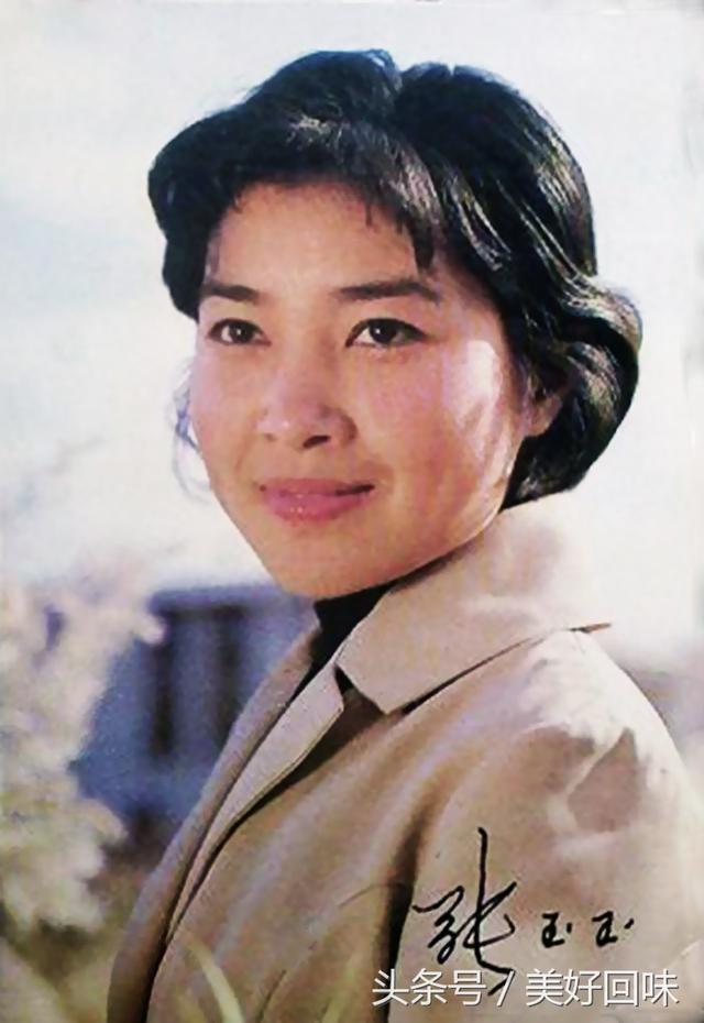 1950年的银苑新花，田华几岁（曾经风华正茂如今风采依旧）