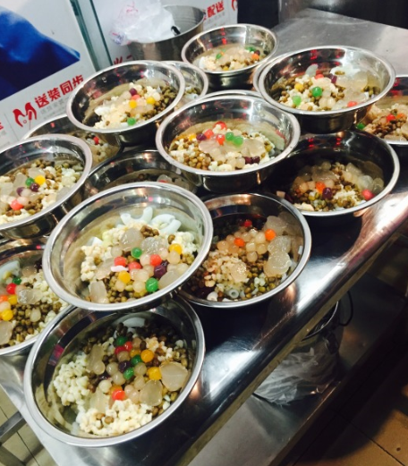 椰奶清补凉的做法，清补凉椰奶怎么做（海口最有街味的6家清补凉）