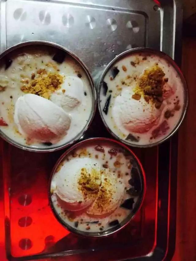 椰奶清补凉的做法，清补凉椰奶怎么做（海口最有街味的6家清补凉）