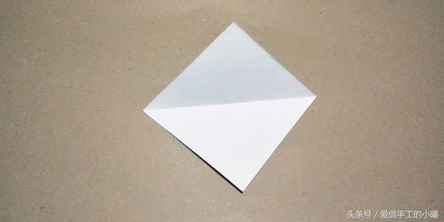 趣味折纸——飞镖的折法，简单纸飞镖的折法（儿童趣味折纸系列）