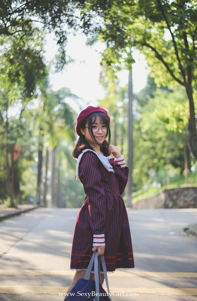 rosi小萝莉，免费rosi视频专区（90后清新小美女户外清纯写真）