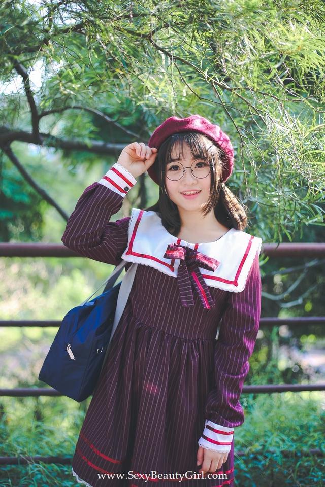 rosi小萝莉，免费rosi视频专区（90后清新小美女户外清纯写真）