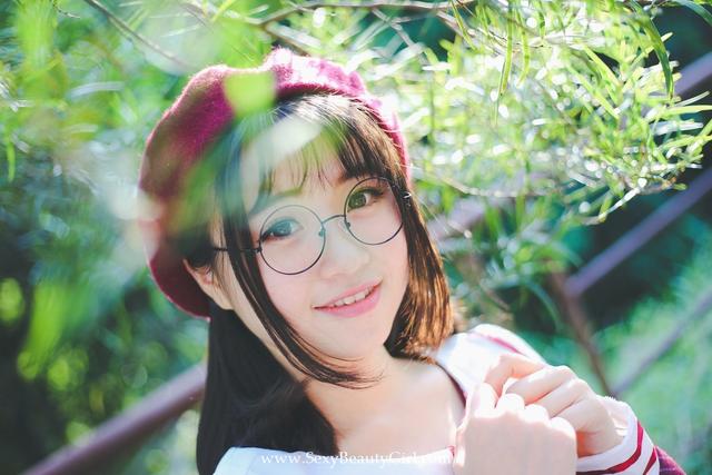 rosi小萝莉，免费rosi视频专区（90后清新小美女户外清纯写真）